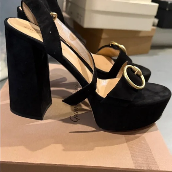 Gianvito Rossi Black Heels with Gold Buckle - Picture 6 of 10